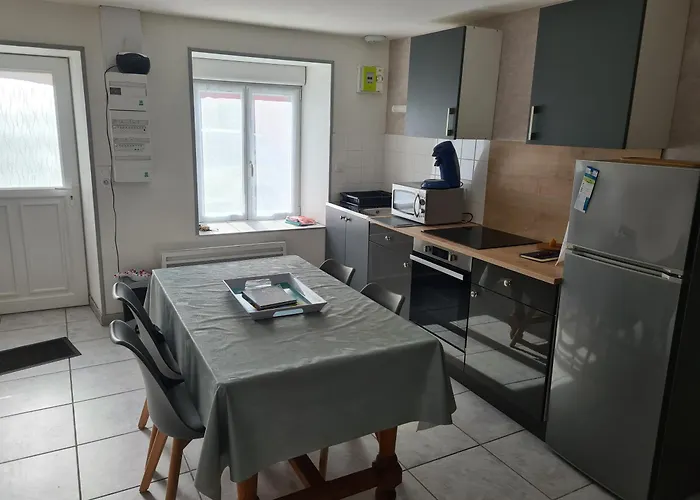 De La Rowa * Monthermé